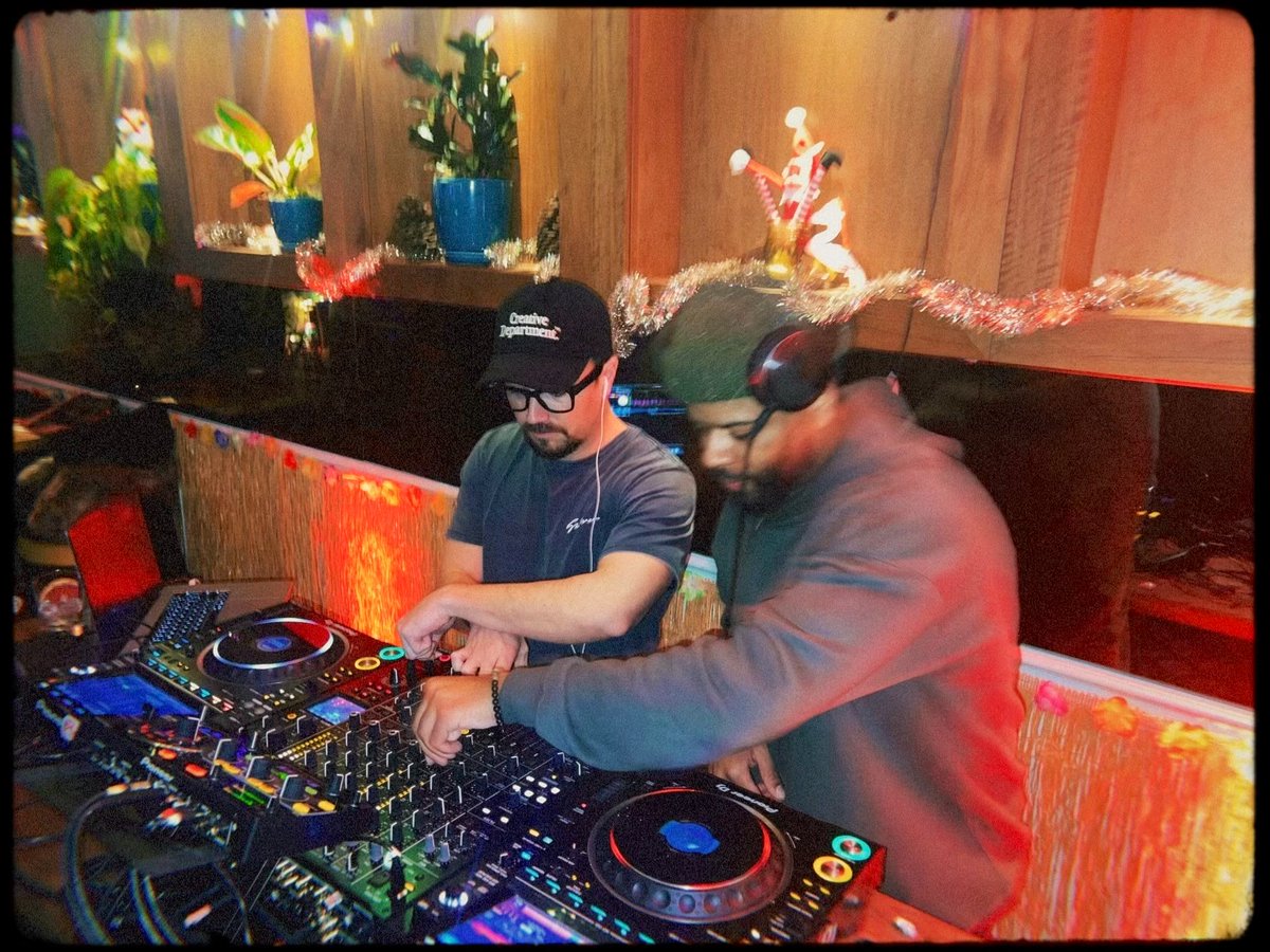 first time on the V10 spaceship 🚀

b2b w / amen…