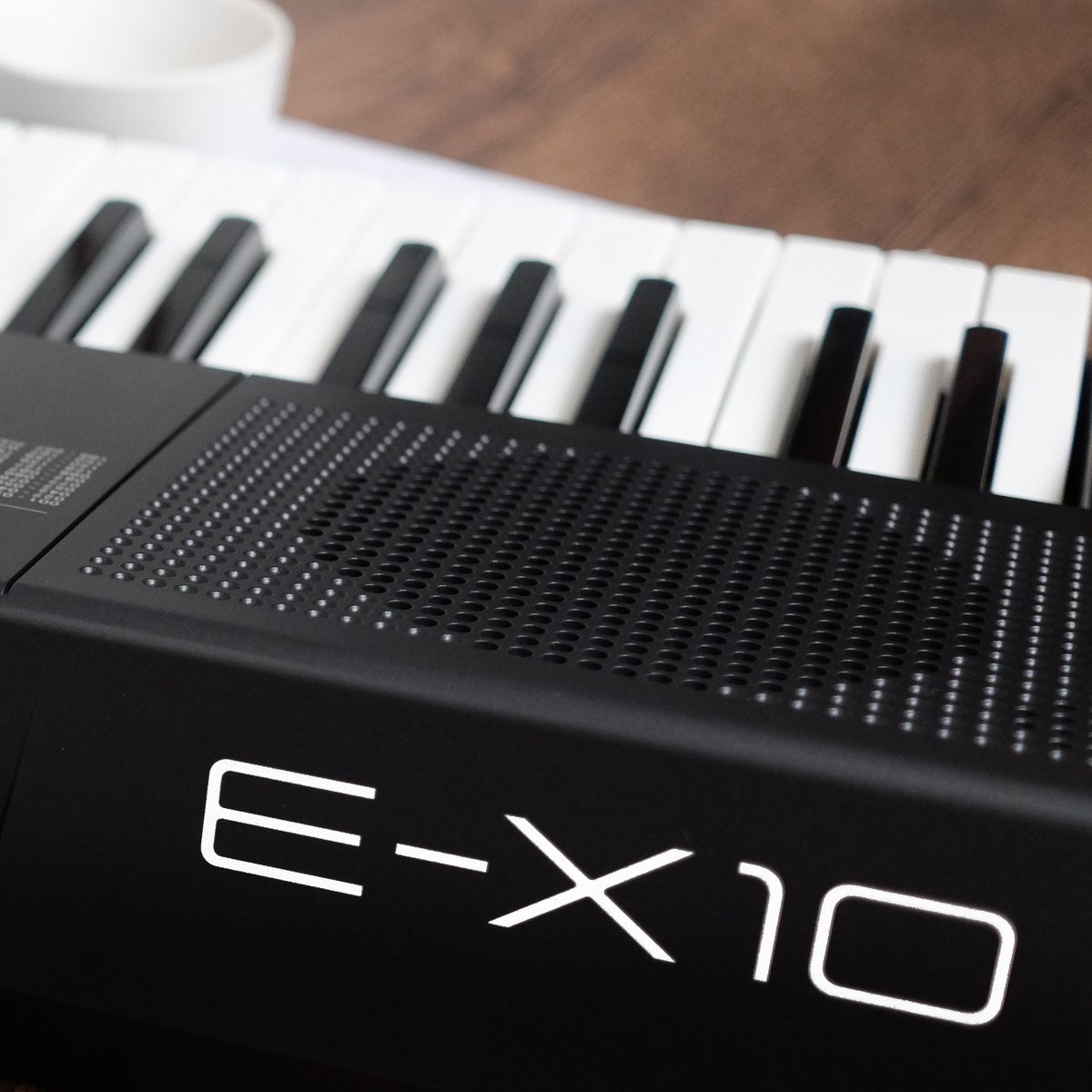 instagram.com/p/DFHZU_nzDma/…
Roland keyboard Arranger E-X10
Harga sebelum diskon Rp.3,285.000
-------------------------------
Roland E-X10, keyboard pemula yang menginspirasi dengan fitur-fitur berkualitas yang diambil dari instrument professional Roland.