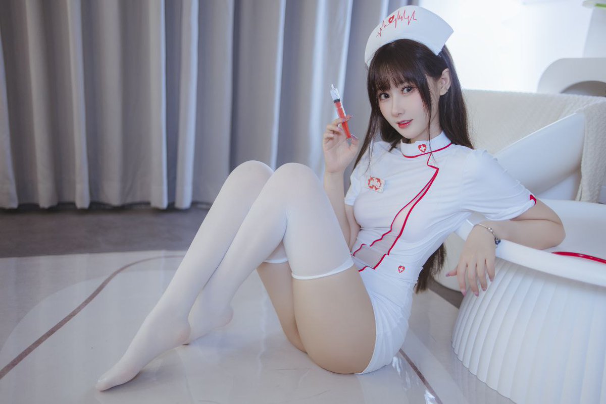 miaomiao988's tweet photo. 新游上线！《恋物癖诊疗室》for平台！
被医生挖掘出内心隐藏的秘密…重度恋物癖的你能被治愈吗？
冲3万粉抽奖！
点赞！转发！评论！抽10个玩家有机会免费玩！想被治疗吗？嗯？
#恋�� #恋物癖 #足控 #脱敏疗法 #榨金 #贡瘾 #丝袜 #上贡 #榨耍 https://t.co/uMJC7h167E