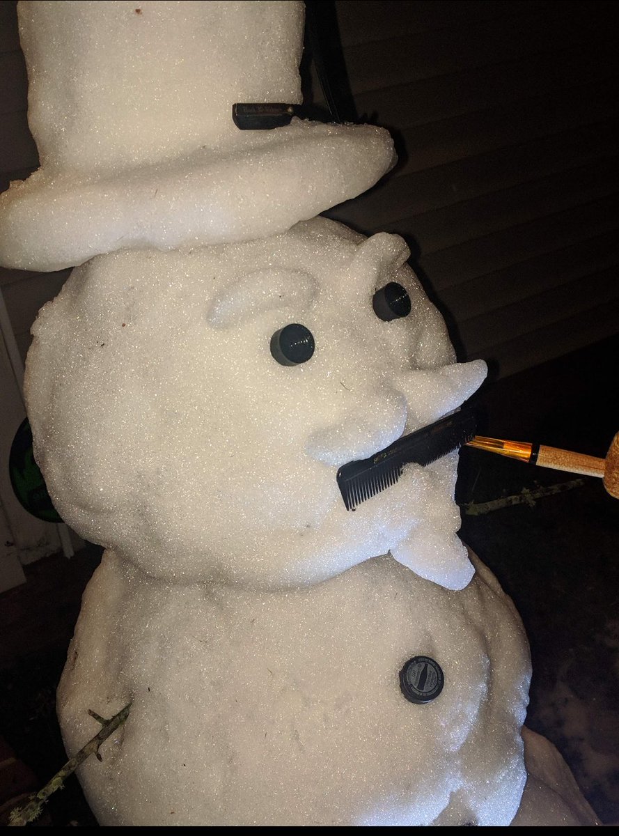 kd5pck's tweet photo. @NWSNewOrleans @CJohnFranklin @DevonWDSU @alexandracranfo @MargaretOrr @BruceKatzFOX8 @wdsu @WWLTV @WGNOtv @BayouPantry #lawx #snow #extremewx #snowday #snowan https://t.co/MxX1CHcjmP