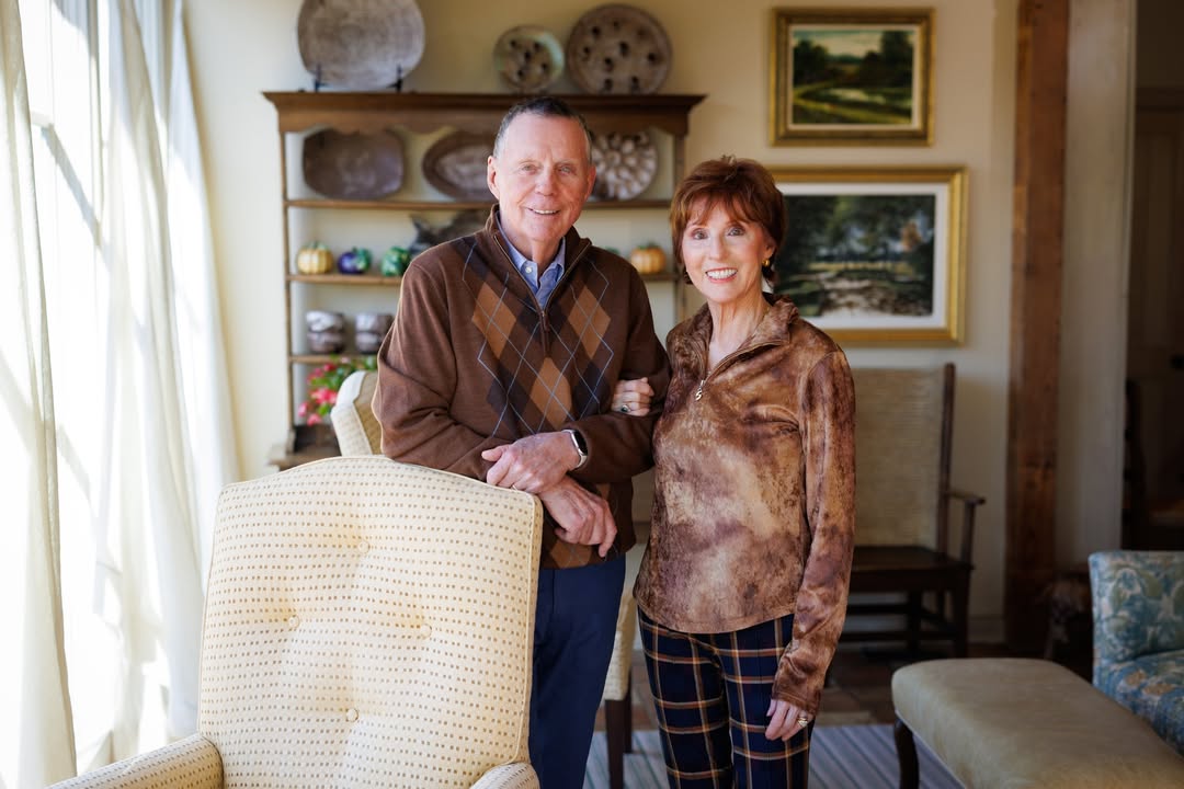 The University of Mississippi Medical Center (@ummcnews) on Twitter photo John and Sandy Black of Madison have committed $25 million, the single largest gift in UMMC history, in support of the <a href="/UMMC_Cancer/">UMMC Cancer Center and Research Institute</a>βs campaign to build a new facility to advance world-class patient care and research. Read more: umc.edu/news/News_Artiβ¦ John and Sandy Black of Madison have committed $25 million, the single largest gift in UMMC history, in support of the <a href="/UMMC_Cancer/">UMMC Cancer Center and Research Institute</a>βs campaign to build a new facility to advance world-class patient care and research. Read more: umc.edu/news/News_Artiβ¦