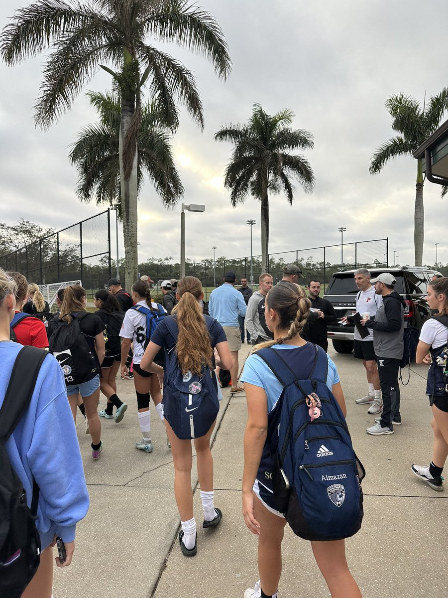rayakempler2027's tweet photo. Thank you @SoccerMastersUS for an amazing college ID camp this past weekend in Naples, Florida. I learned so much from every coach and had a great time overall. Thank you @UVAWomenSoccer @NDSoccer @DukeWSOC @DartmouthWSoc @JohnsHopkins @univmiami https://t.co/rtrdVcCnTJ