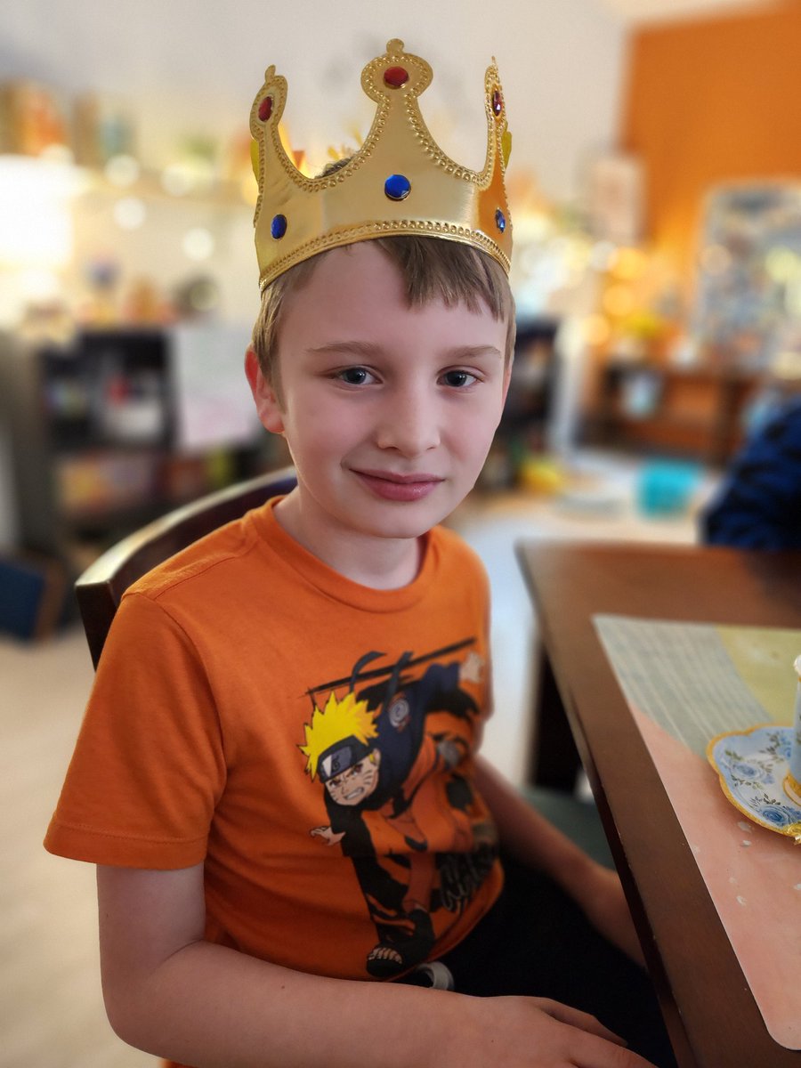 RigsbysOtters4's tweet image. Random draw for Patriots, Loyalists, tax collectors, and of course the British King! So much fun! #whoseSideRUOn #NoTaxationWithoutRepresentation @plainviewElem #Module3