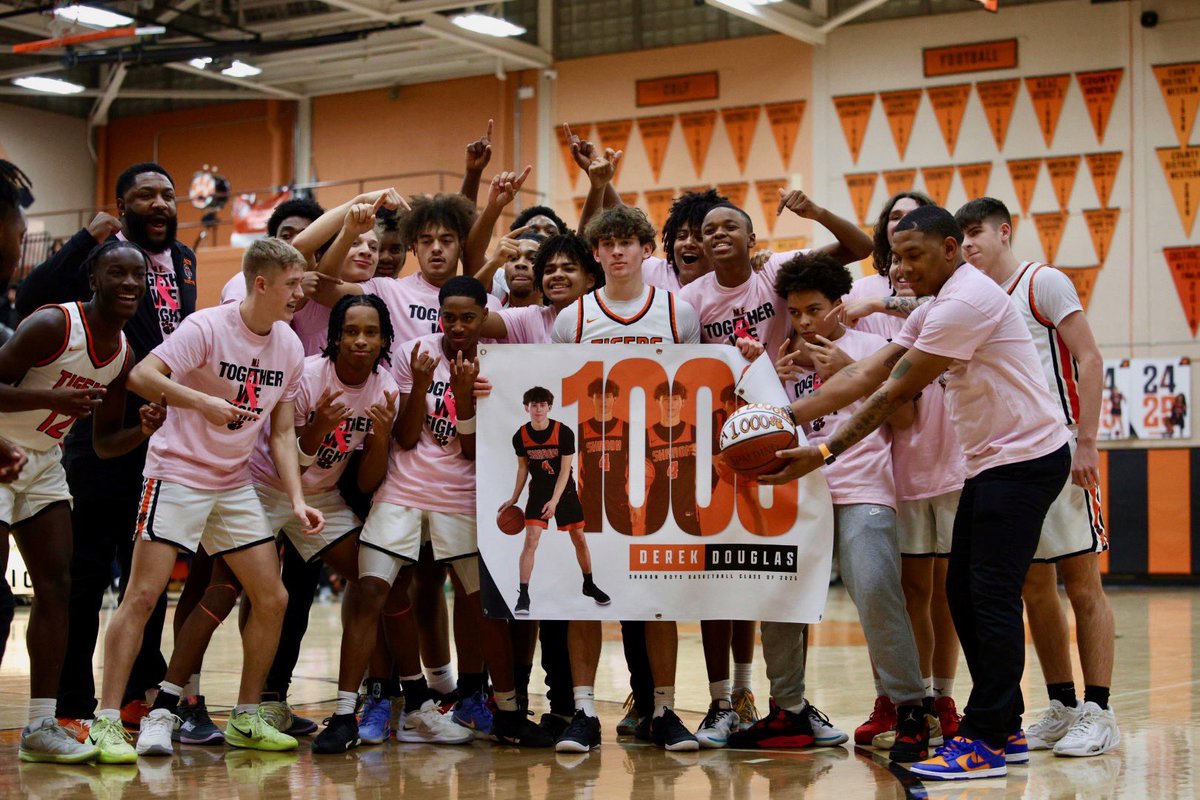 Bob Greenburg (@bobgreenburg) on Twitter photo Derek Douglas becomes the 7th Sharon player ever with 1000 points!
He did it on this shot!
<a href="/derekdouglas04/">Derek Douglas</a>
📷 <a href="/TheSportsBoard/">Mercer County Sports</a> Derek Douglas becomes the 7th Sharon player ever with 1000 points!
He did it on this shot!
<a href="/derekdouglas04/">Derek Douglas</a>
📷 <a href="/TheSportsBoard/">Mercer County Sports</a>