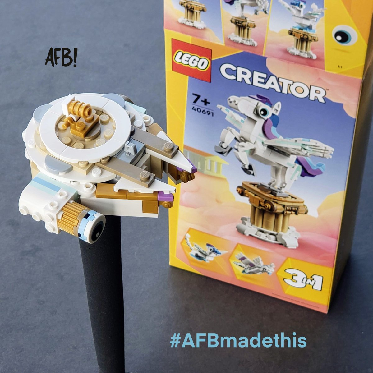 AFBmadethis's tweet photo. @ayaneneco 1 つの LEGO セットから同時に 4 つの異なるものを作るところが気に入りました。

I used the pieces in LEGO set 40691 to make a "Millennium Falcon" from Star Wars... 🤣 https://t.co/qwJn0tFDLv
