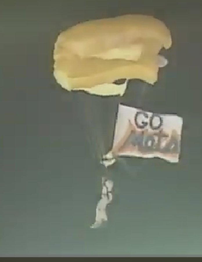 Hold on! Hold on!  I was watching a classic #Mets games and just spotted another drone.  I'm hiding under my bed until someone figures this out. I think Jesse Orosco might have something to do with it #boom