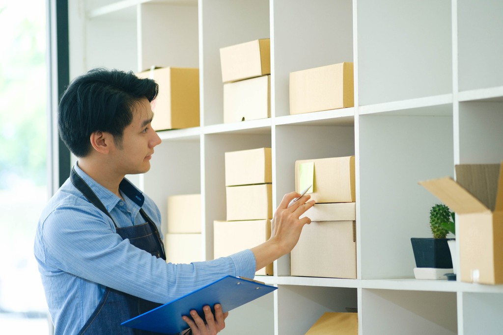 Moreover, tailor-made AI tools can forecast market trends and customer behaviors by processing historical data

Read more 👉 lttr.ai/Aaoue

#DrivingGrowth #AnalyzingVastDatasets #ProvideValuableInsights