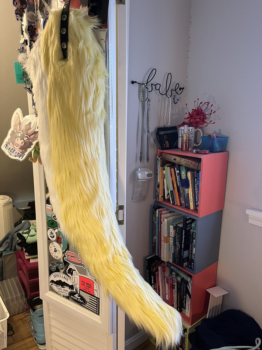 AccCheddar's tweet photo. Fursuit for trade

I’m trading this fluffy dragon fursuit! 
Made on a nuke creations base. 

All info in the last image, and more photos in replies! 

I’ve done numerous prior trades that I can provide screenshot evidence of <3 https://t.co/W3i8SpMW2O