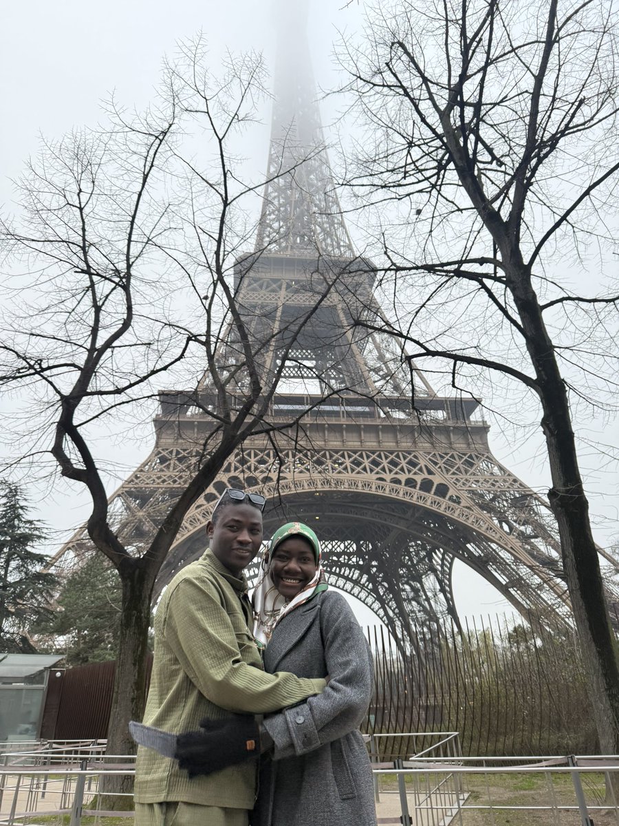 idamolarh's tweet photo. Vacation in Paris with sweetie❤️ https://t.co/ZHLOpdQ06I