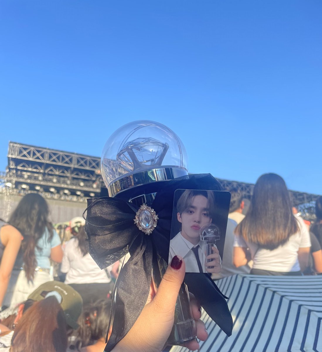 cheoltea1's tweet photo. From the cheapest ticket to any seat I could ever wish for. I’ve come so far because of you, SEVENTEEN. Your music has been my strength, helping me grow and believe in myself. I’m thankful for every step of this journey with you. 🩷✨ @pledis_17 https://t.co/sWfjkmrQSH