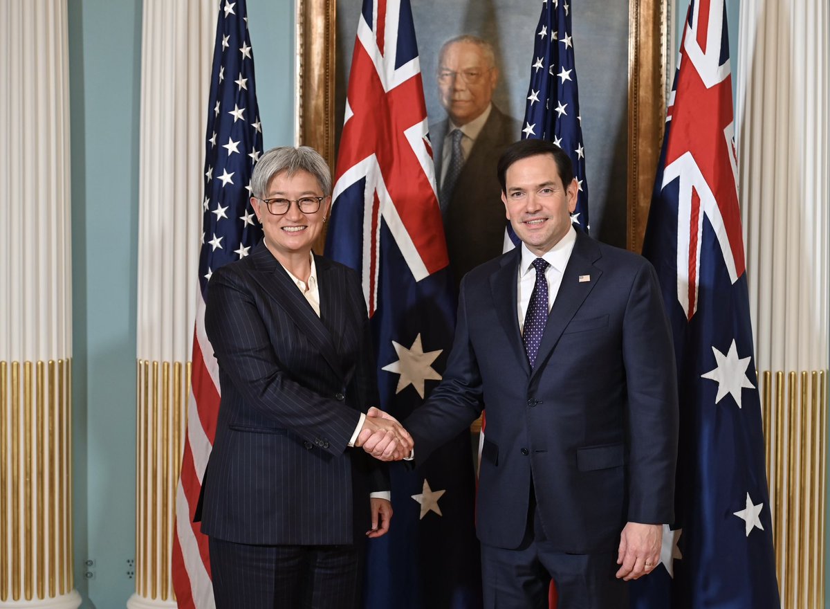 Senator Penny Wong tweet media