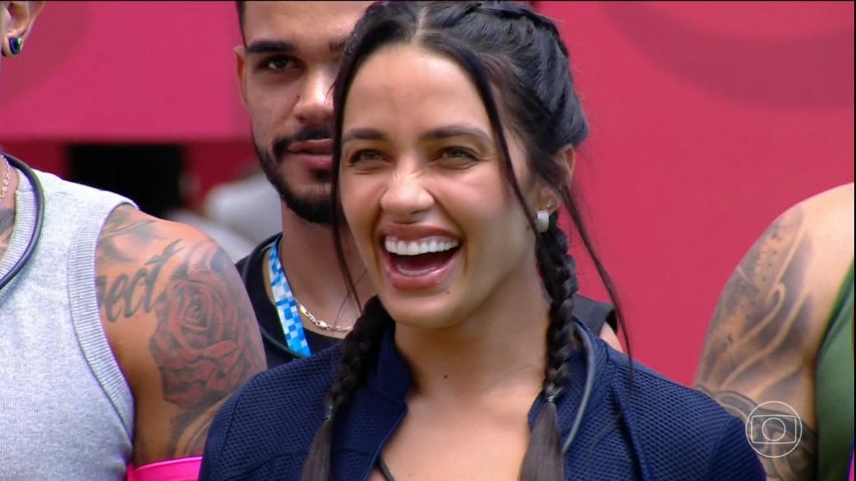 evapachecod's tweet photo. Menina risonha, que ri e que sonha #BBB25 https://t.co/bdeufOS2uS