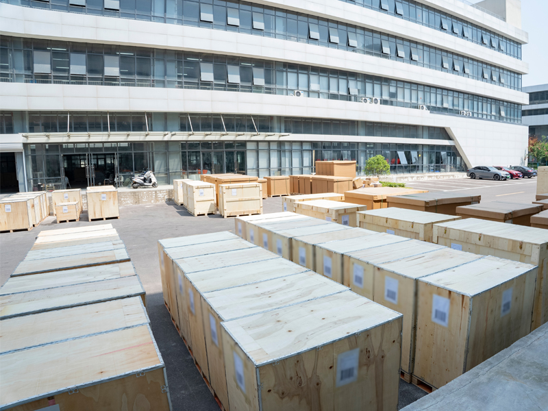 ZhangBerry17's tweet image. Our factory is able to oversee every aspect of packaging to ensure the highest standards of quality.   We minimize the risk of product damage during transit, ensuring your goods arrive in perfect condition. 
#Chancee #cleaningmachine #cleaningsolution #floorsweeper #floorscrubber