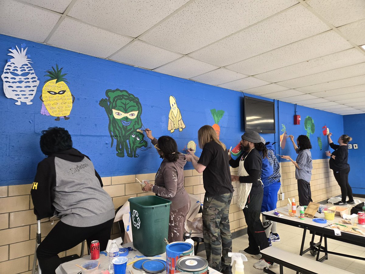 TJEMS232's tweet photo. Thanks @arts4learningmd for volunteering to help beautify the school for Dr. Martin Luther King, Jr.’s Day of Service! https://t.co/ITF3h31tuM