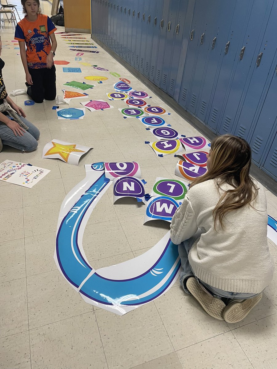 Thanks <a href="/arts4learningmd/">Arts for Learning Maryland</a> for volunteering to help beautify the school for Dr. Martin Luther King, Jr.’s Day of Service!