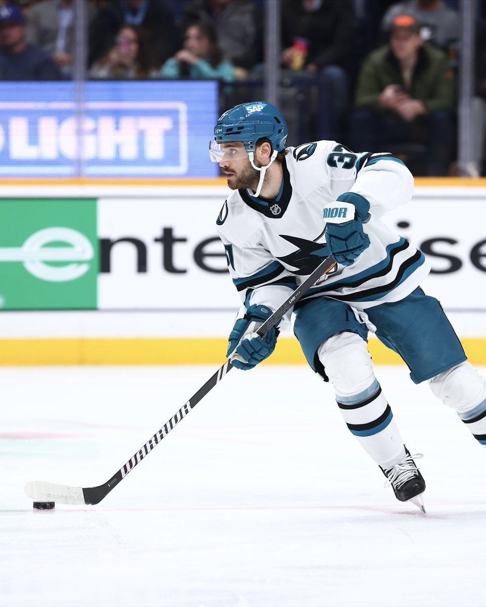 SanJoseSharks's tweet photo. The first in focus 📸