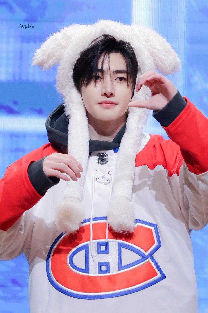 241130
#엔하이픈 #성훈
#ENHYPEN #SUNGHOON
#エンハイプン #ソンフン