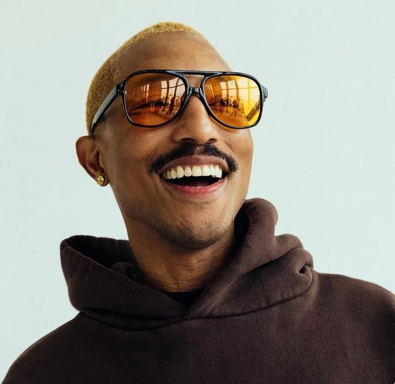 kchartsmaster's tweet photo. SEVENTEEN and Pharrell Williams have worked together on new song ‘Bad Influence’.

https://t.co/qmLSyoiKVj https://t.co/e5XIQZaI97