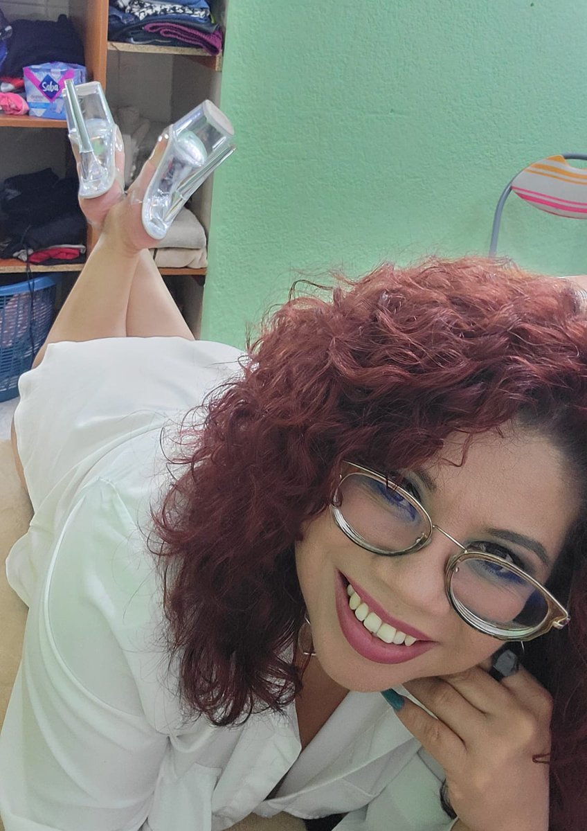 Linda noche mis amores 👣🫦🇬🇹
#feet #footfetısh #feetfetish #toes #footjob #heels #cum #pies #heels #tacones #fetiche