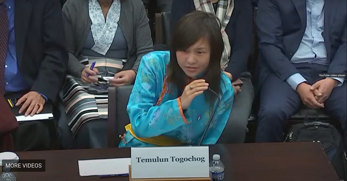 Бахархаж байна. 17 хон настай Өвөрмонгол Тогочог Тэмүлүн охин АНУ-ын Конгрессын Хятадын асуудлаарх Гүйцэтгэх комиссын (CECC) хуралд Өвөр Монгол дахь хүний ​​эрхийн нөхцөл байдал улам бүр дордож байгаа талаар илтгэл тавьжээ. 

Бидний тасарсан мах, үсэрсэн цус Өвөрлөгч ахан дүүс