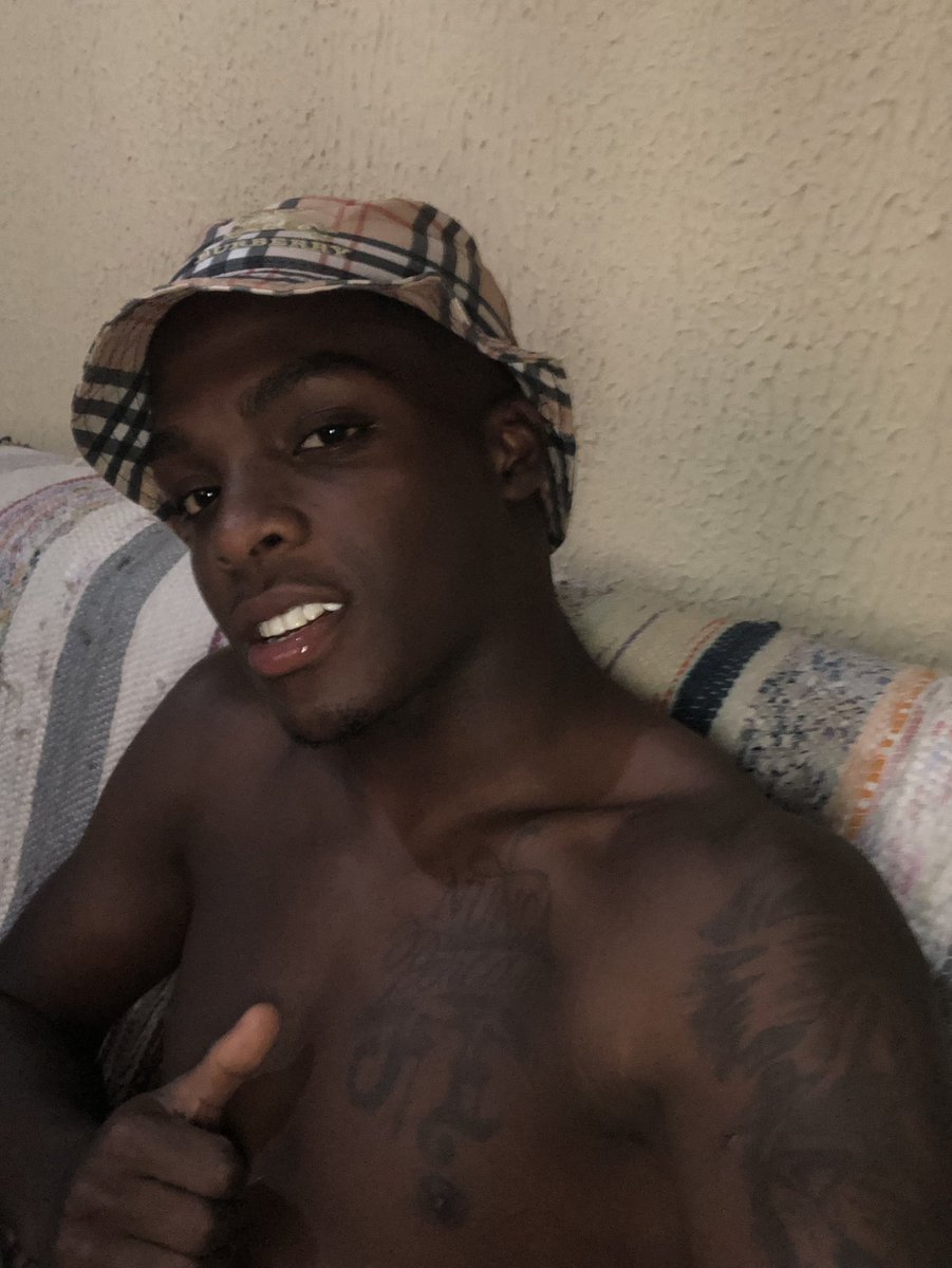 Salles0503's tweet photo. Calozão rj🥵 https://t.co/8OPBMeqRVj