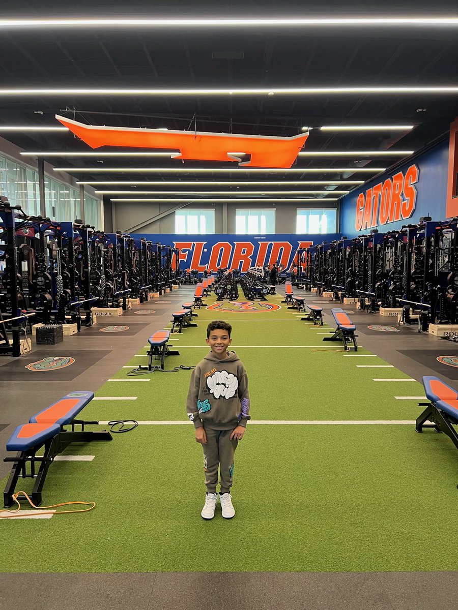 Solomon83832010's tweet photo. My future Florida gators !! 🐊 we had a great time a couple weeks ago in the swamp 🐊 https://t.co/v3mfzamsnG