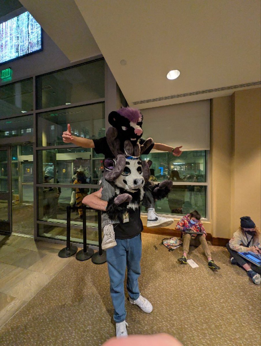 MagnumDeer's tweet photo. Couple random pictures from #ANE2025 https://t.co/UzsLQSPCbB