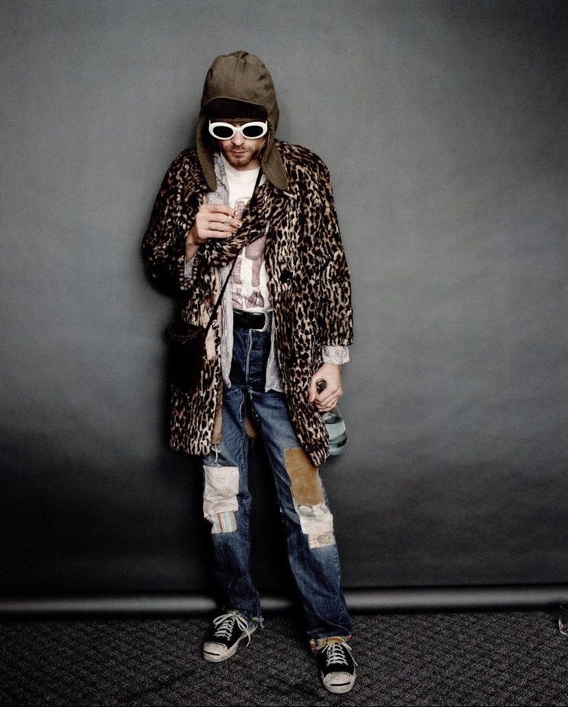 朝からヴィンテージTシャツのYouTube垂れ流しながら仕事👼👼👼👼