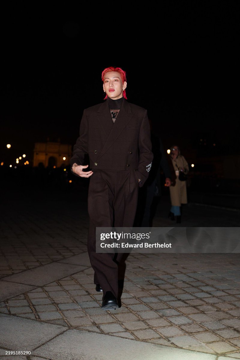 mootyBB's tweet photo. สับมากกกกกกกกก

#LVMenFW25 #LouisVuitton
#BamBamxLVMenFW25 @BamBam1A https://t.co/zVKj8mIEPN