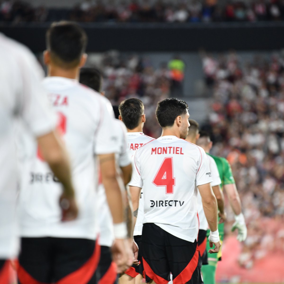 Cierro los ojos, no imagino algo mejor 🤍❤️🤍