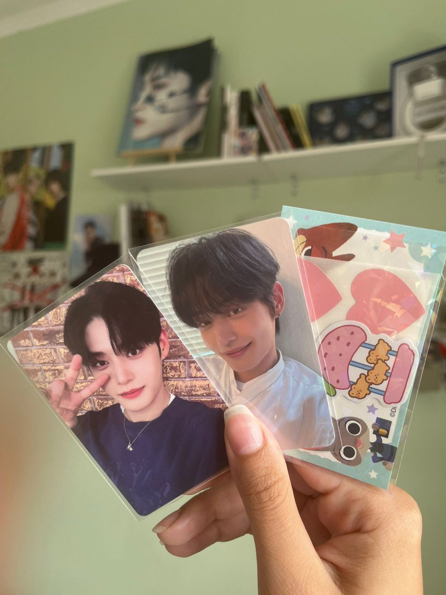 374files's tweet photo. OUTRO FB SUPER POSITIVO PRA @Yoeminnie , os cards chegaram muito bem embalados e com brindes fofissimos, a experiência com ela sempre é boa (desculpa dnv pela demora🥹 https://t.co/adIWVZ5ZKX