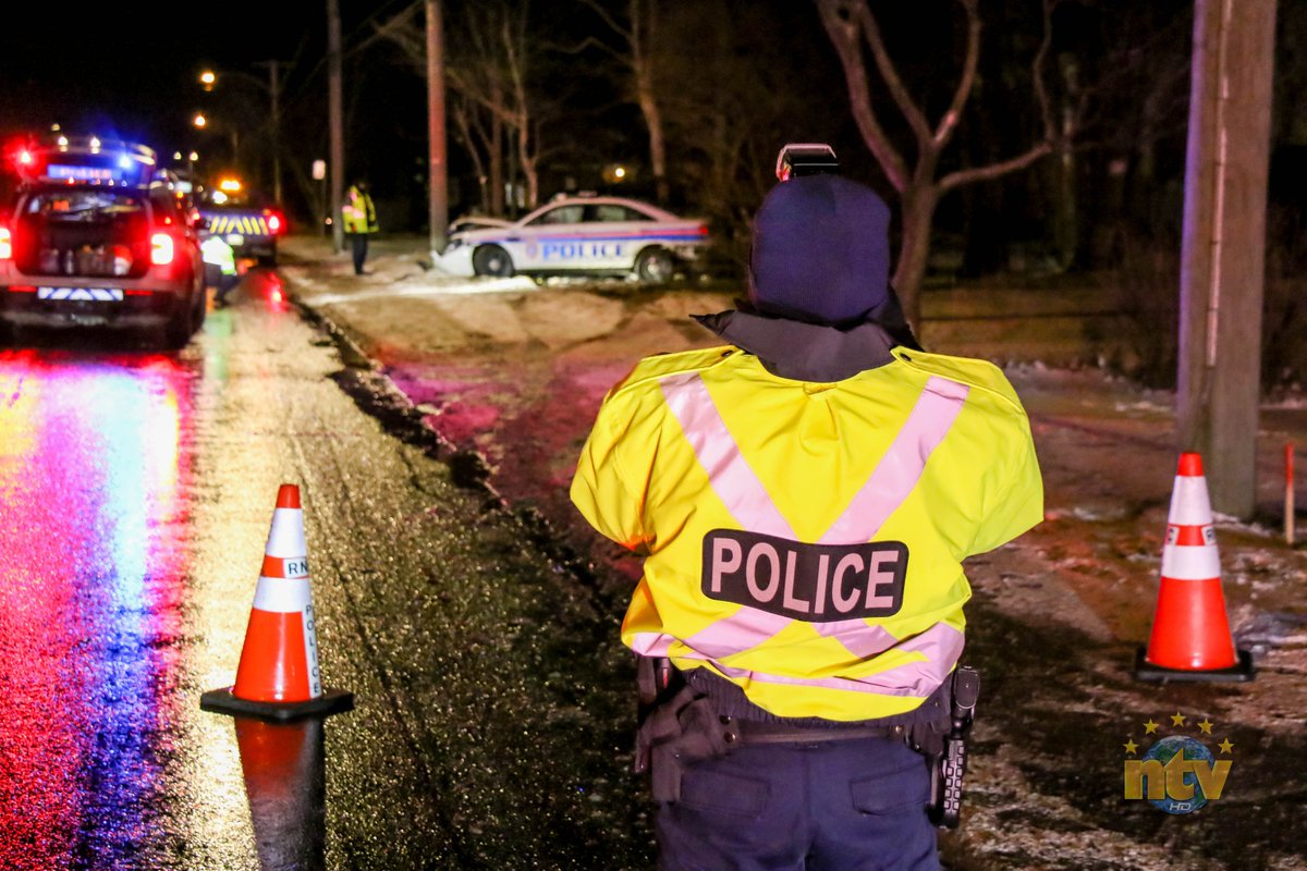 Noble41's tweet image. A police officer was taken to hospital following a single-vehicle crash in the west end of St. John's on Tuesday evening.  The officer was reportedly responding to a call when they struck a patch of black ice. #nltraffic @NTVNewsNL 

More information: ntv.ca/officer-taken-…
