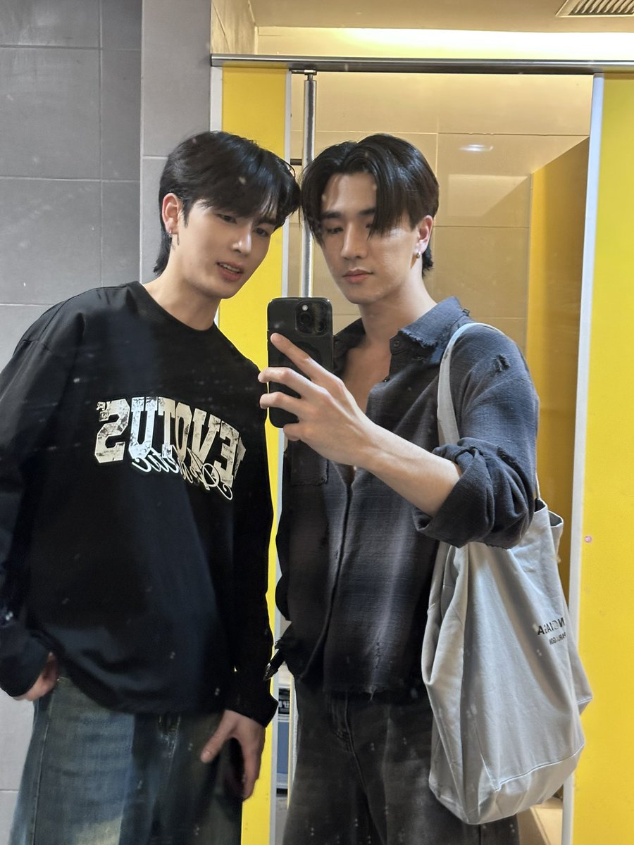PERTHPPE tweet media
