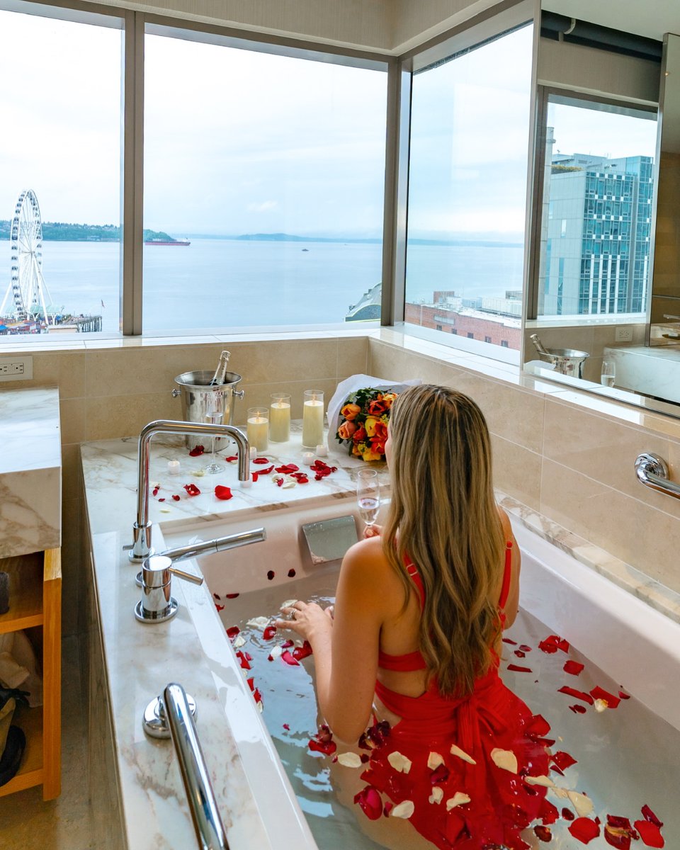 Four Seasons Seattle (@fsseattle) on Twitter photo Surprise your Valentine with a weekend escape at our waterfront oasis.❤️ Indulge in luxurious amenities, world-class room service, pampering treatments at The Spa, or a romantic dinner at Goldfinch Tavern — each designed to make every moment special. Book: bit.ly/42tk9FL Surprise your Valentine with a weekend escape at our waterfront oasis.❤️ Indulge in luxurious amenities, world-class room service, pampering treatments at The Spa, or a romantic dinner at Goldfinch Tavern — each designed to make every moment special. Book: bit.ly/42tk9FL