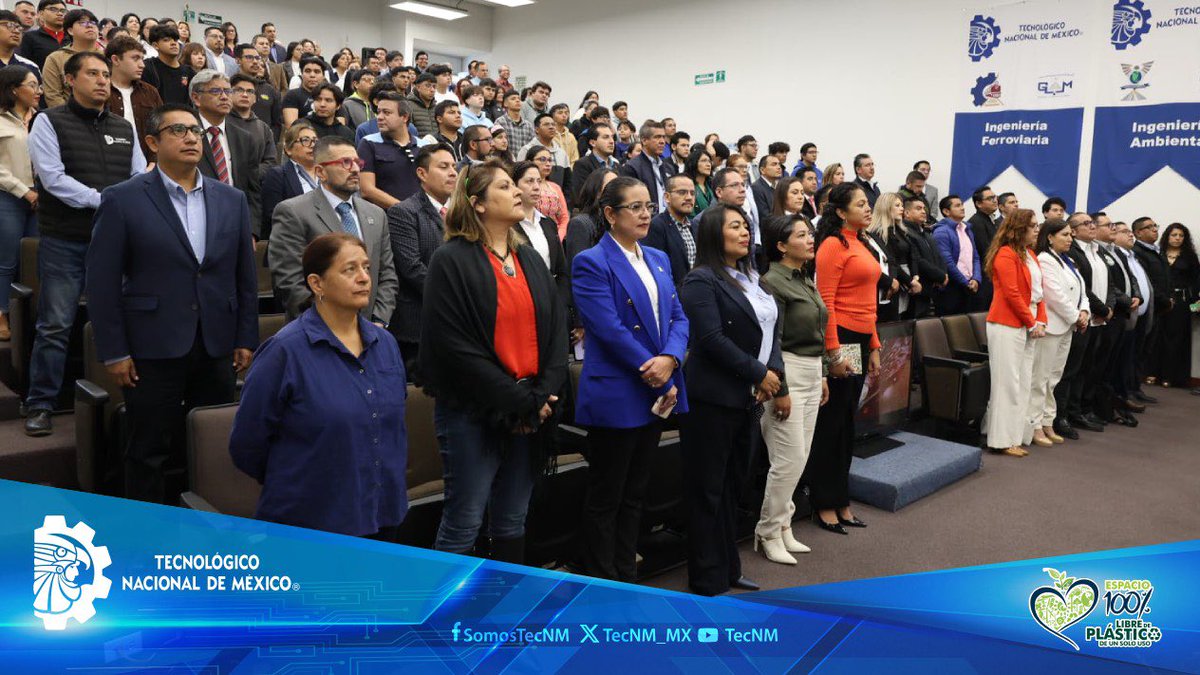 TecNM_MX's tweet photo. #ElTecNMInforma
Esta mañana se llevó a cabo en el #TecNM - Gustavo A Madero el Conversatorio denominado Educación Tecnología en Cuba ante el bloqueo de EEUU, el cual fue dictado por Hassan Pérez Casabona, quien es profesor titular del Centro de Estudios Hemisféricos. https://t.co/9aHi5jScyU