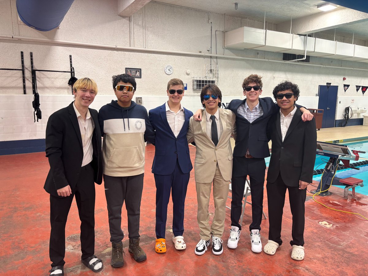 ViatorAquatics's tweet photo. The Lions fell short of victory against the District 300 co-op. All around good individual performances from all including two-best times from sophomore Rian Martinez. @ViatorAthletics https://t.co/kKpHzaWbiB