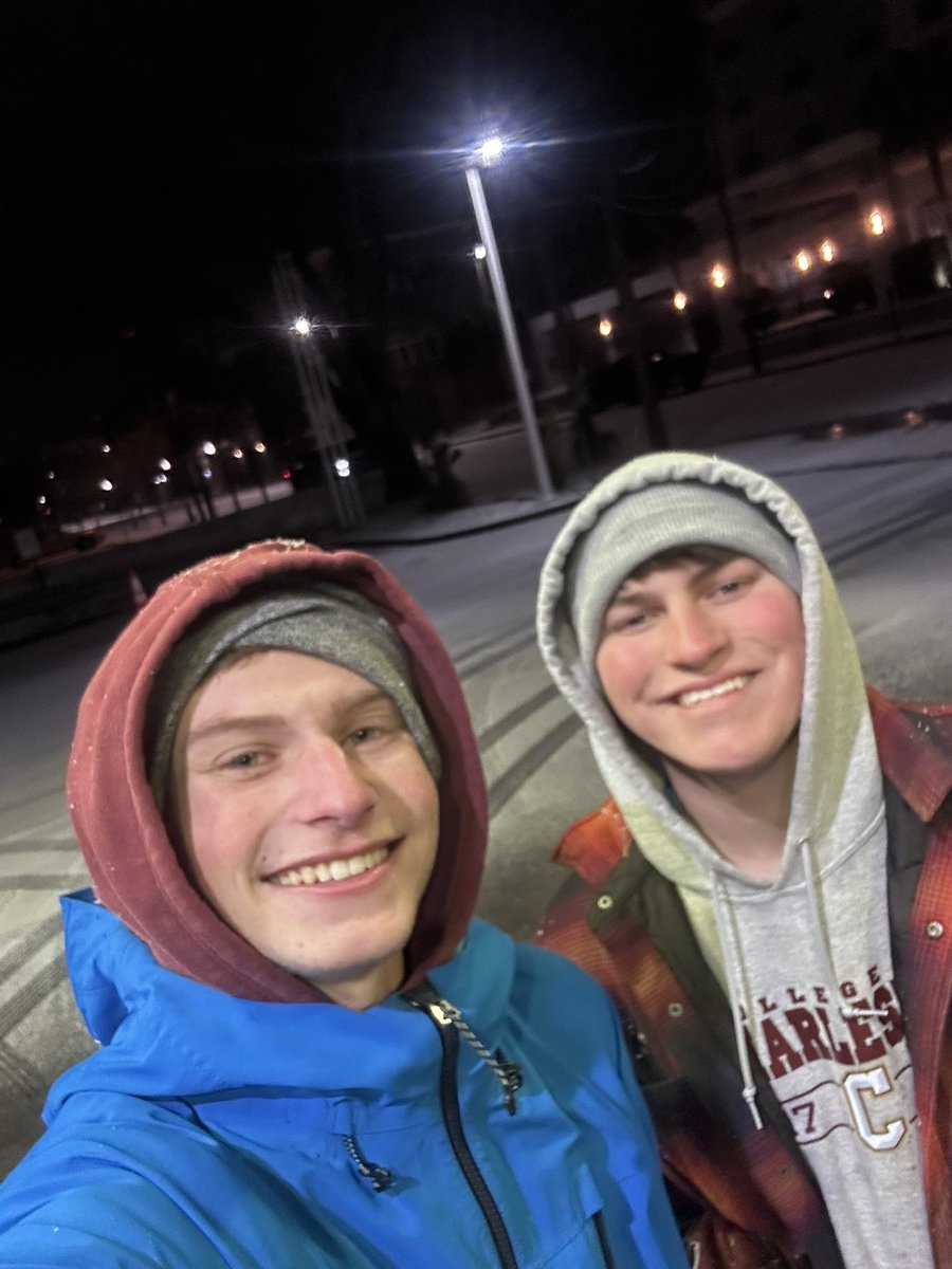 LiamKennyWPDE's tweet photo. We may be freezing, but my good friend, Easton's Weather & I are having an absolute blast in this snowstorm!!! we finally transitioned to all snow! ❄️❄️❄️ #scwx #snow #chswc https://t.co/su6lucNTFc