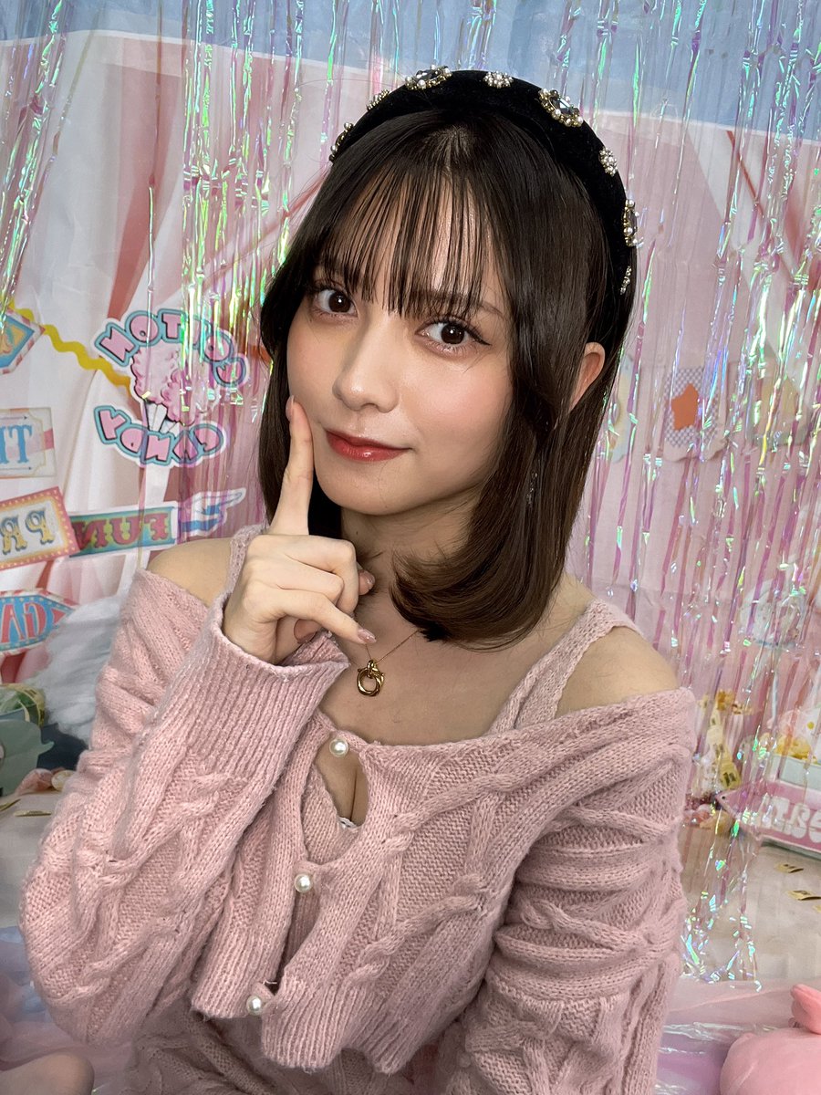 これは去年のホワイトデー＆バレンタイン宿題チェキの時の衣装