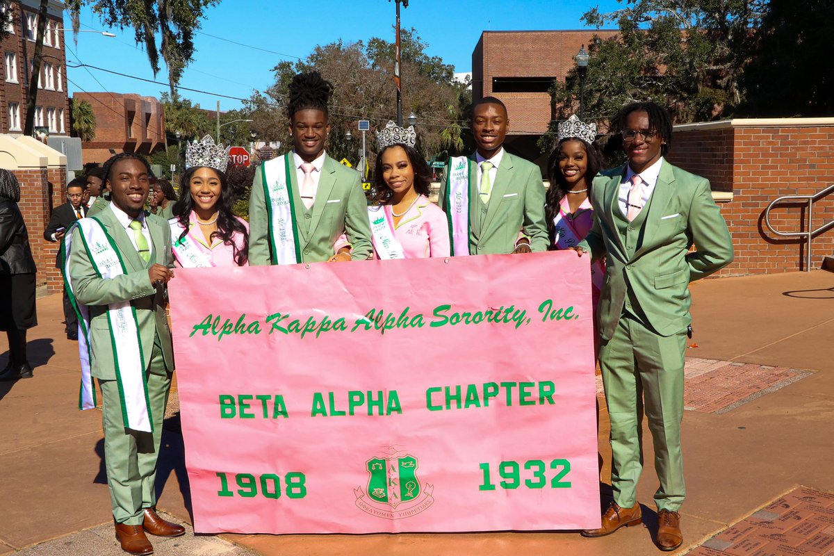 Denesha Kitchen tweet media