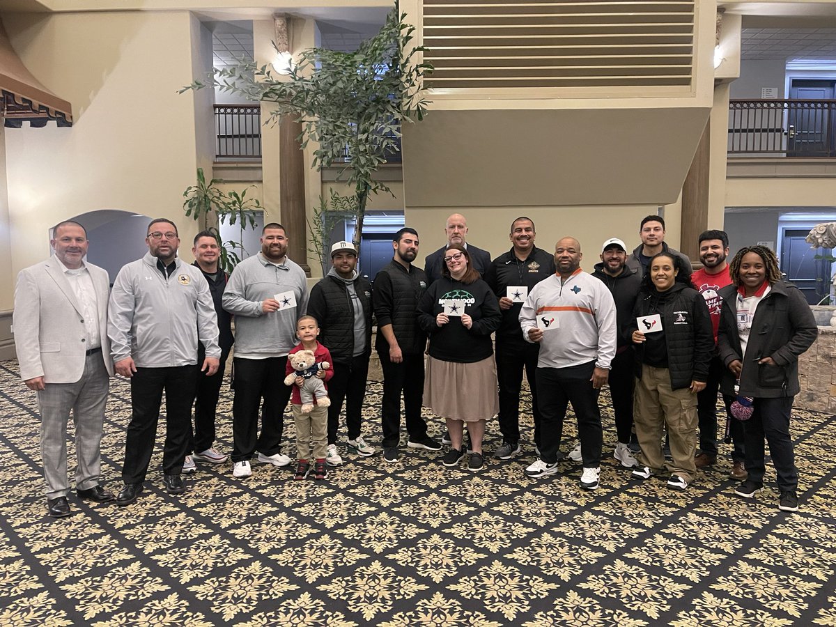 Joi Woodard (@jwood_ahs) on Twitter photo The NFL has come to the EPT! Honored to have experienced the first ever NFL flag football lottery with <a href="/CoachBoulden/">Elizabeth M. Boulden</a> and Coach <a href="/GRodriguez_AHS/">Gustavo Rodriguez</a> ! We rollin' with the Texans! Excited to kick this thing off! What an experience for our young ladies! <a href="/Americas_HS/">Nancy Torres</a> <a href="/Coach_NoeRobles/">Noe Robles</a> The NFL has come to the EPT! Honored to have experienced the first ever NFL flag football lottery with <a href="/CoachBoulden/">Elizabeth M. Boulden</a> and Coach <a href="/GRodriguez_AHS/">Gustavo Rodriguez</a> ! We rollin' with the Texans! Excited to kick this thing off! What an experience for our young ladies! <a href="/Americas_HS/">Nancy Torres</a> <a href="/Coach_NoeRobles/">Noe Robles</a>