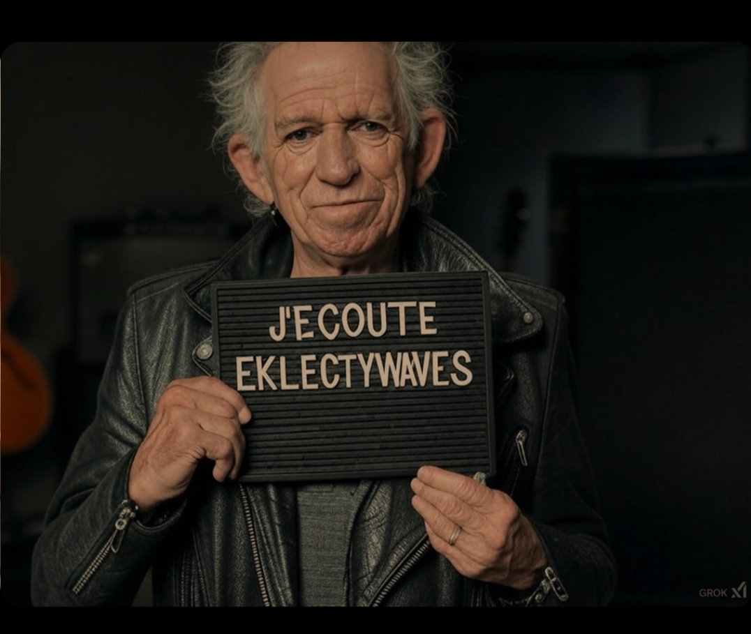 StudioVetea's tweet photo. Un homme de goût 🥂😎🎸
#webradio #Eklectywaves
https://t.co/wKdGAcO8Wc https://t.co/R0WQ8Kb1f5