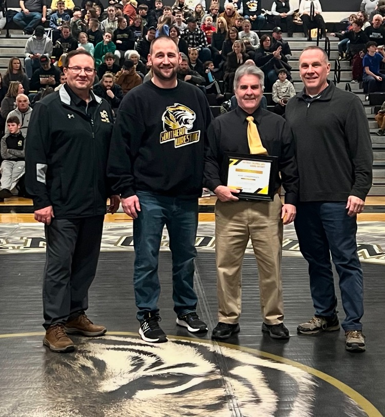 SoCoTigerSports's tweet photo. The crew was back together tonight for Coach Marc Longenhagen's District IV Wrestling Hall of Fame ceremony💪🏼 https://t.co/pQVQrUgUp7
