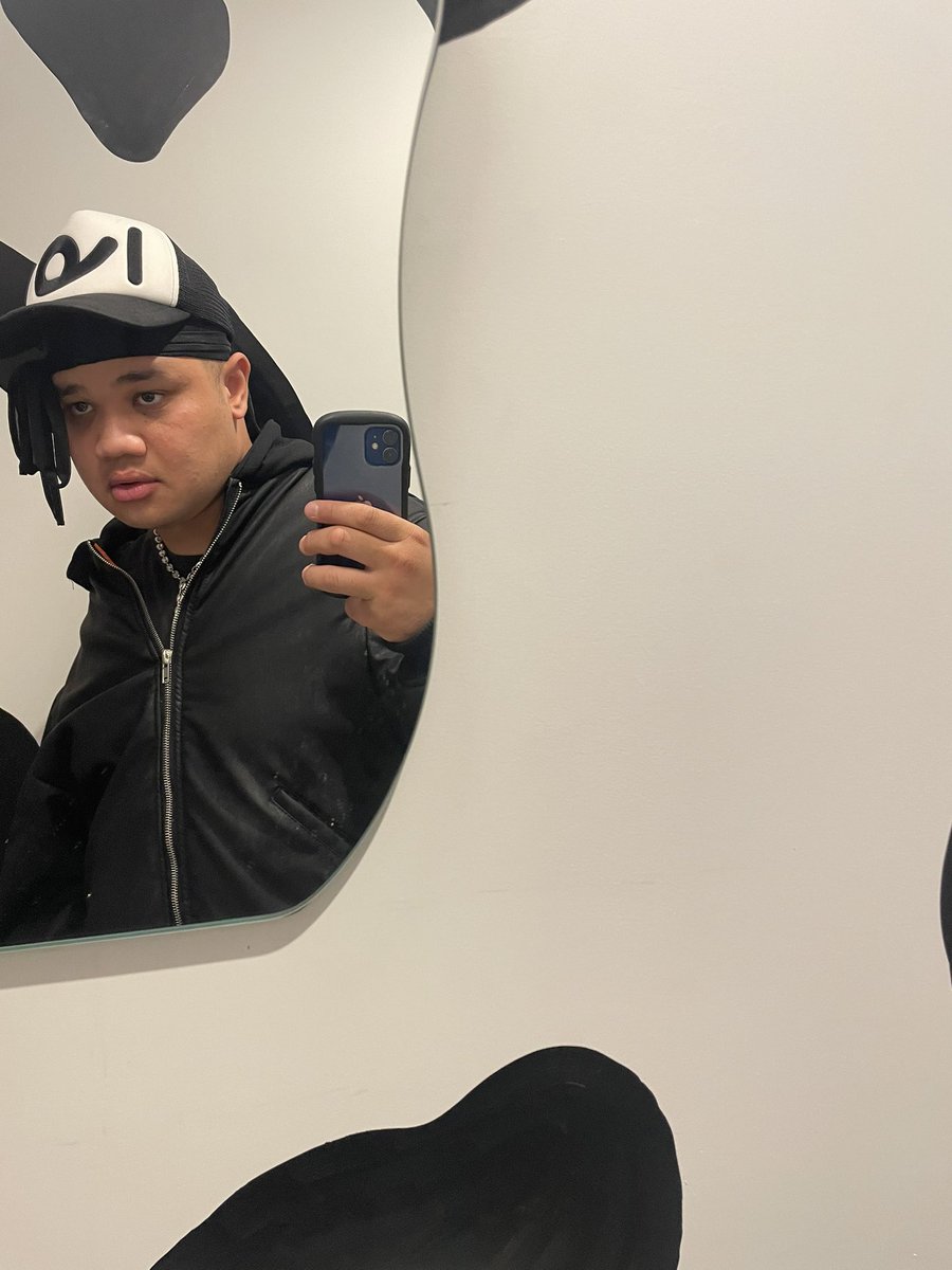 J.6lackwell tweet media