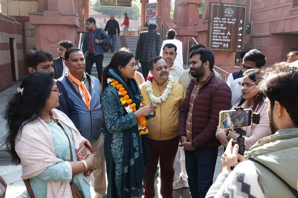 हाथ बदलेगा हालात!

#kalkajikialka