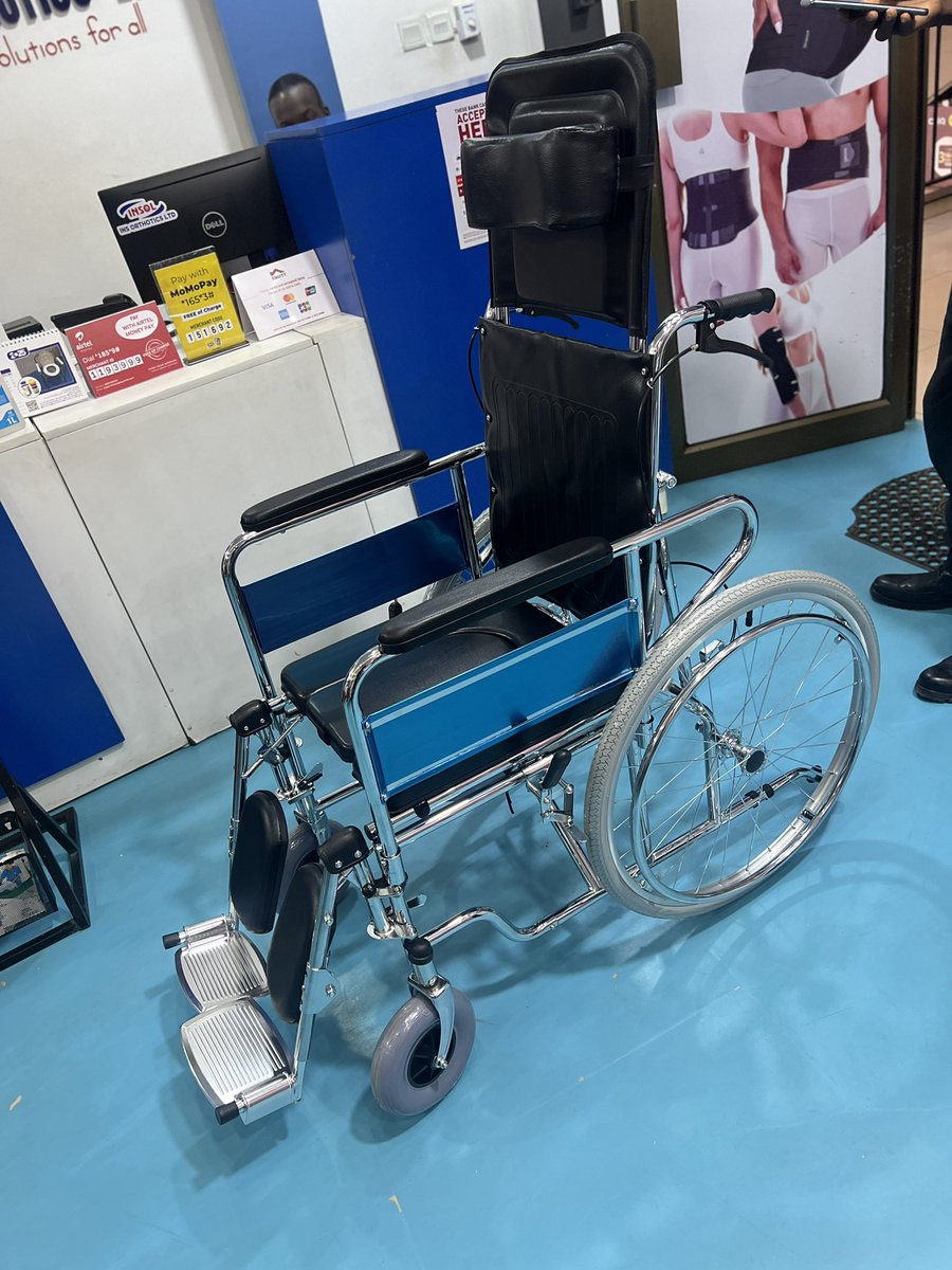 BravoZaharah's tweet photo. Surprise your loved one with a 2-in-1 wheelchair with commode for just 850,000 UGX!
โ
Foldable
โ
Reclining
โ
High backrest
Call/WhatsApp: 0704206119 to order now!
Comfort & convenience made easy. ๐ถโโ๏ธ๐ช
#Wheelchair #MobilityAid #INSOrthotics https://t.co/jAt2CVMc5R