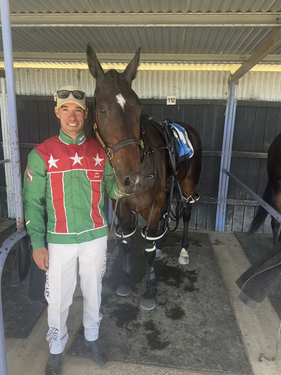 CHASING REX returns to the races with a win in the Benstud Standardbreds Pace at Maryborough. Congrats to the Bajada family. #betavet