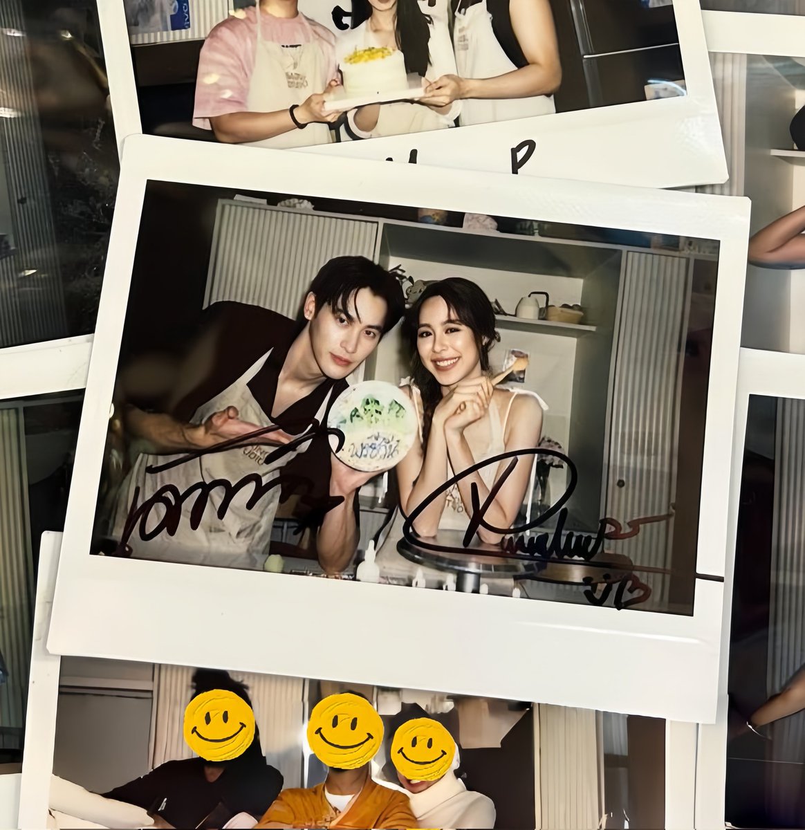 ⠀

          จะหยั่งถึงความรักได้
          จักต้องรักแบบไม่มีวันหยั่งถึง

          i  will  fall  in  love  with  you ,  
          over ,  and  𝐨𝐯𝐞𝐫  𝐚𝐠𝐚𝐢𝐧
          i  don’t  care  𝒉𝒐𝒘 ,  𝒘𝒉𝒆𝒓𝒆 ,  or  𝒘𝒉𝒆𝒏

          ( #อารักษ์แม่ปิง )

⠀