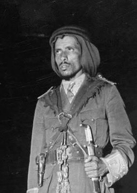 THE_BLACK0808's tweet photo. #حدث_في_المملكة 
عام 1947 م
أمر -المغفور له- الملك عبد العزيز بتأسيس مطار في بريدة، وبعث ضابط الحرس الخاص ( محمد الذيب ) للإشراف على الموقع والعمل، فشرع العمل في تعبيد صحن المطار مسحه، وكان أول مدير للمطار الشيخ عبد العزيز بن منصور الجفن. 

 #منظمة_الصحة_العالمية https://t.co/Sd0a8ngr3o