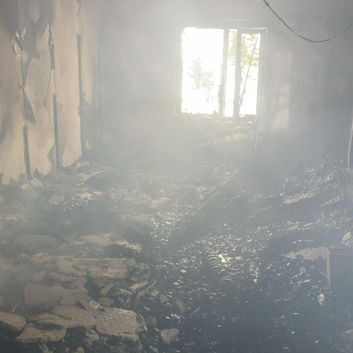 Bolu’da yanan otel odaları görüntülendi.