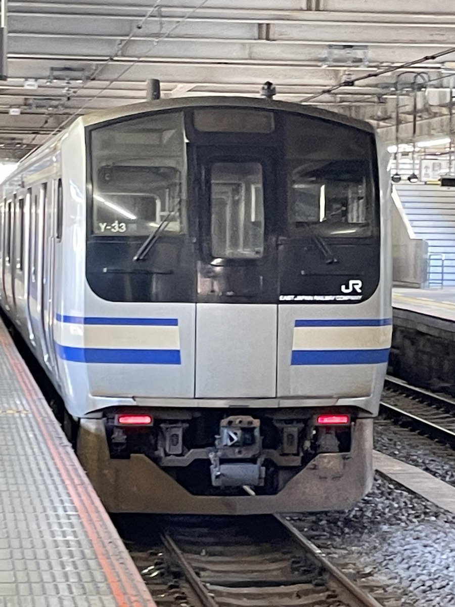 UTe2_658's tweet photo. 本日は
muetrain総武快速・成田線試運転、
E217系Y-33編成NN廃車回送と
SR1系S310+S311編成甲種輸送でした
211系A51編成OM入場も
あったようですが、時間の都合上それは
撮影できませんでした
NN廃回はJRの時変により
ケツ撃ちしかできませんでした
#MUETrain #SR1系 #E217系 https://t.co/5PlgNC5fsO